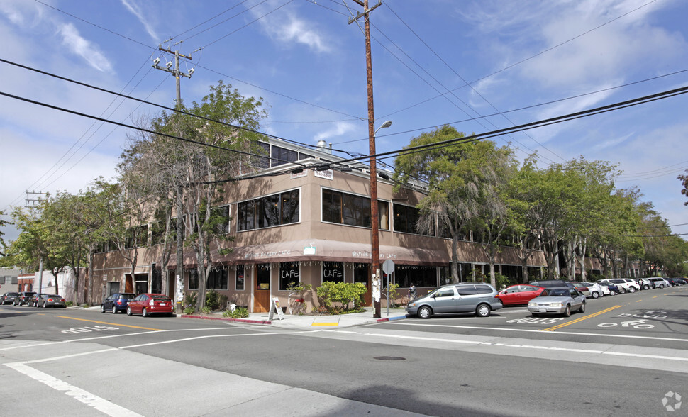 2550-2560 9th St, Berkeley, CA for lease - Building Photo - Image 2 of 8