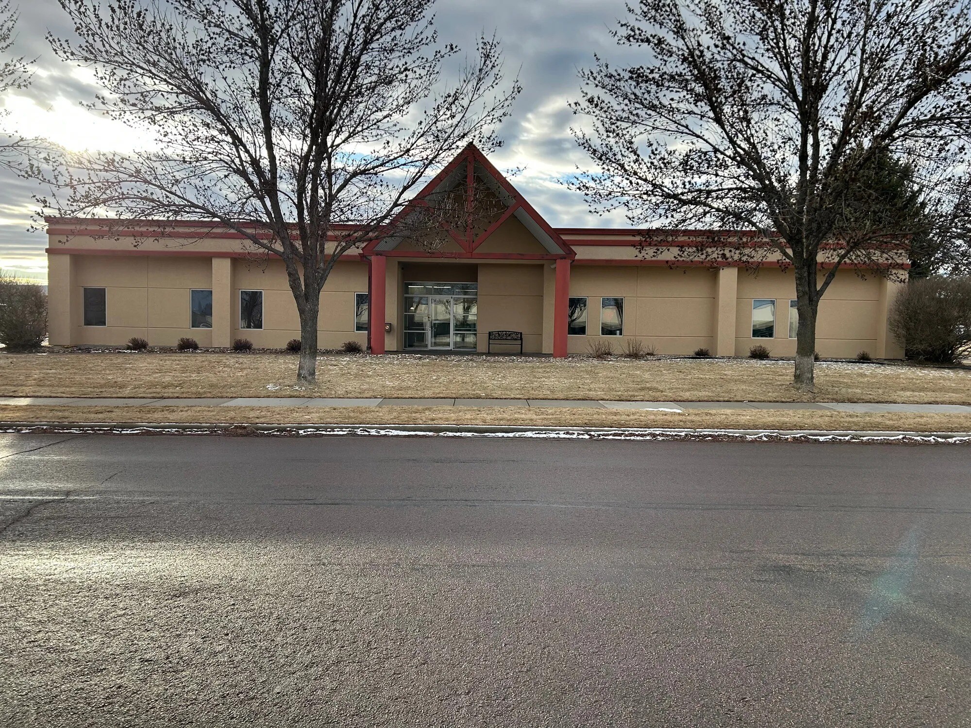 4205 W 53rd St, Sioux Falls, SD à louer Photo du bâtiment- Image 1 de 18