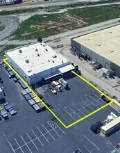 11310 Sherman Way, Sun Valley, CA à louer Photo du bâtiment- Image 1 de 5