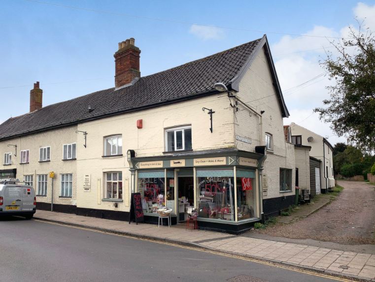 4 London Rd, Harleston for sale Primary Photo- Image 1 of 1