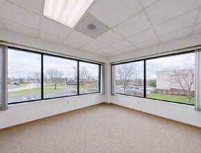 1667-1679 Gateway Cir, Grove City, OH à louer Photo intérieure- Image 1 de 2