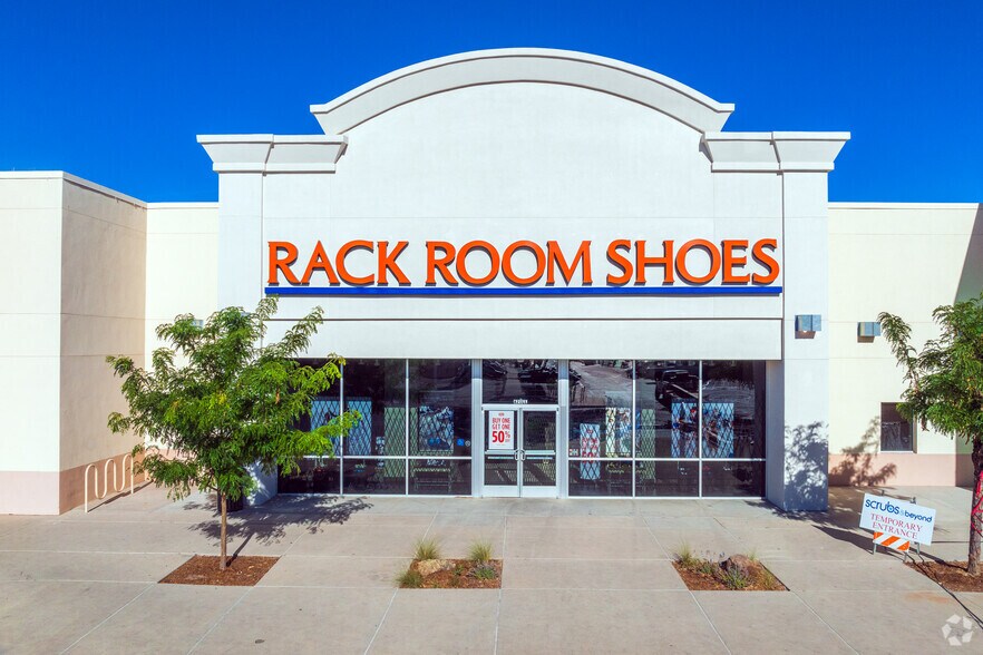 4401-4605 San Mateo Blvd NE, Albuquerque, NM à louer - Photo du bâtiment - Image 2 de 16