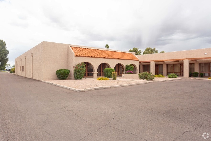 7360 E Acoma Dr, Scottsdale, AZ for lease - Building Photo - Image 3 of 5