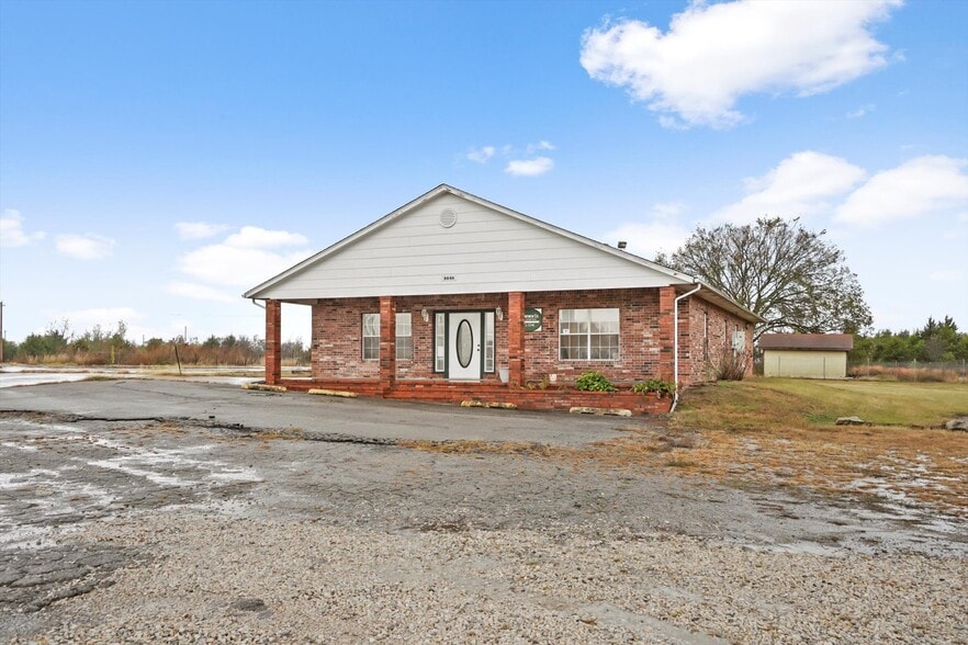 9040 S Highway 51, Broken Arrow, OK à louer - Photo du bâtiment - Image 3 de 27