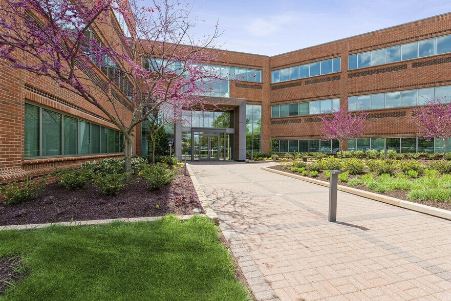 955 Chesterbrook Blvd, Chesterbrook, PA à louer - Photo du bâtiment - Image 3 de 27