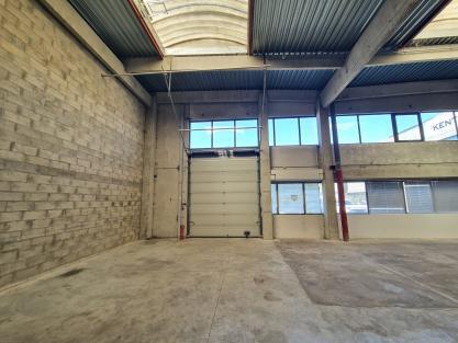 Flex in Poissy for lease - Building Photo - Image 2 of 9