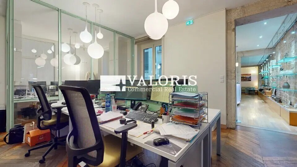 4 Place Des Jacobins, Lyon for lease - Interior Photo - Image 2 of 14