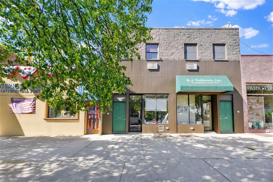 10717 Metropolitan Ave, Forest Hills, NY à vendre - Photo du bâtiment - Image 1 de 34