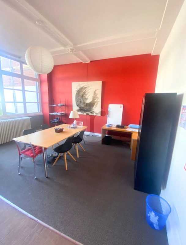 Office in Roubaix for sale Interior Photo- Image 1 of 8
