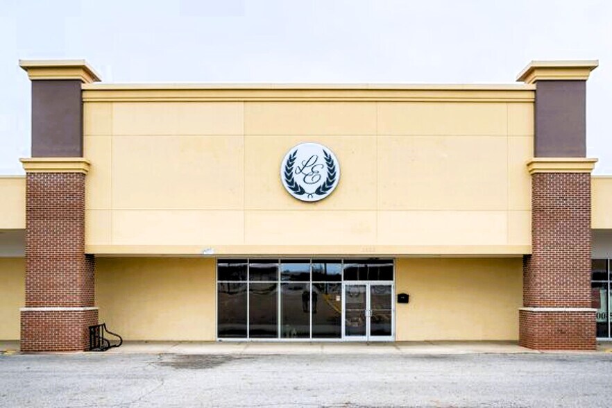 1886 Buchholzer Blvd, Akron, OH à louer - Photo du bâtiment - Image 2 de 3