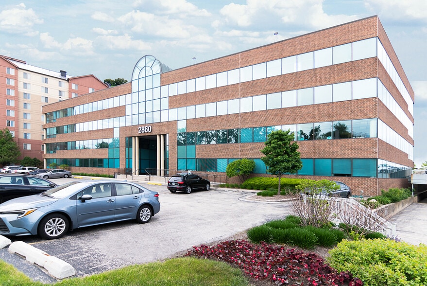 2860 S River Rd, Des Plaines, IL for lease - Building Photo - Image 2 of 8