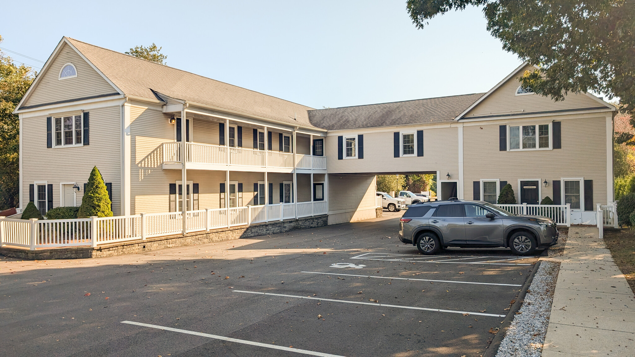 123 Elm St, Old Saybrook, CT à vendre Photo du bâtiment- Image 1 de 1