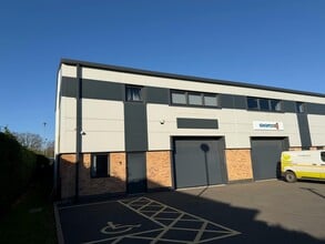 Sadler Rd, Lincoln for lease Building Photo- Image 1 of 5