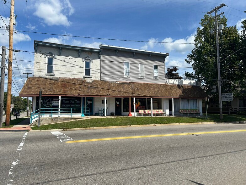 7 E Muskegon St, Kent City, MI à vendre - Photo du bâtiment - Image 3 de 13