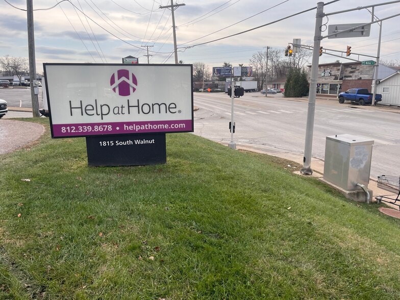 1815 S Walnut St, Bloomington, IN for sale - Building Photo - Image 3 of 18