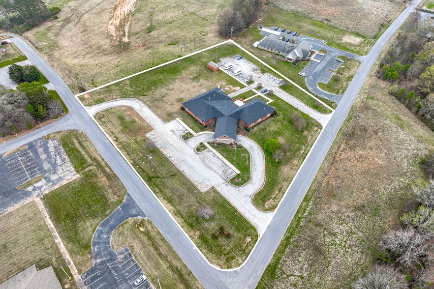 512 Professional Park Rd, Clinton, SC à vendre - Aérien - Image 2 de 37