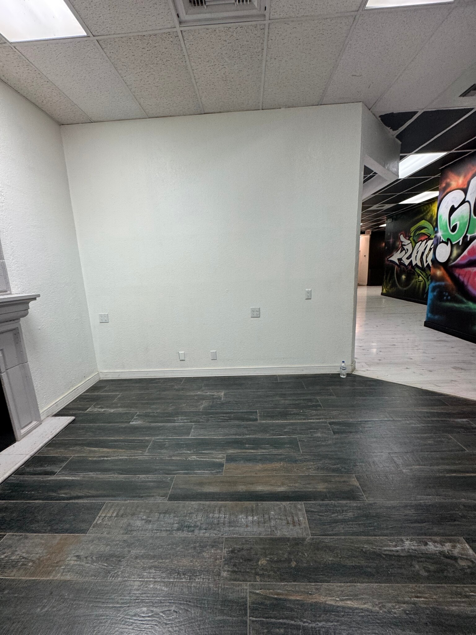 5411 N Mesa St, El Paso, TX for lease Interior Photo- Image 1 of 10