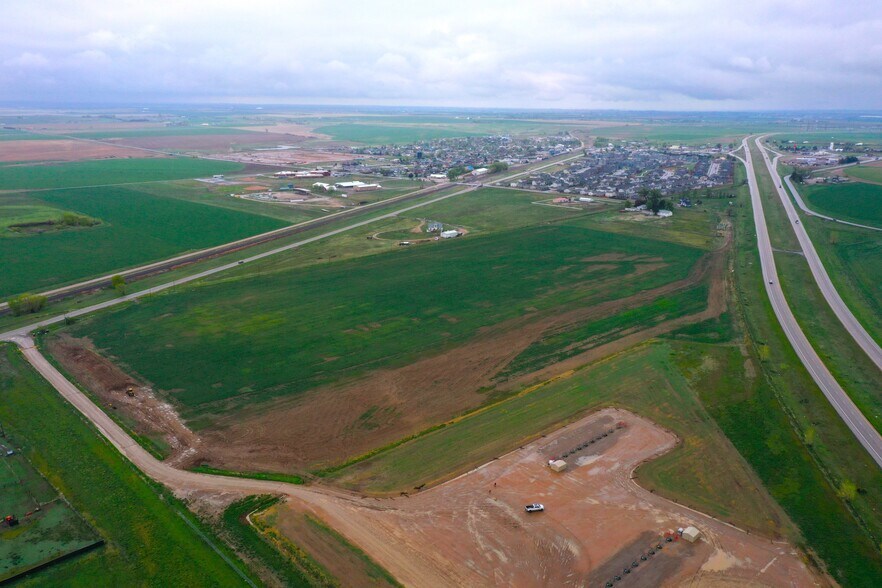 CR 398, Keenesburg, CO à vendre - Photo du bâtiment - Image 2 de 11