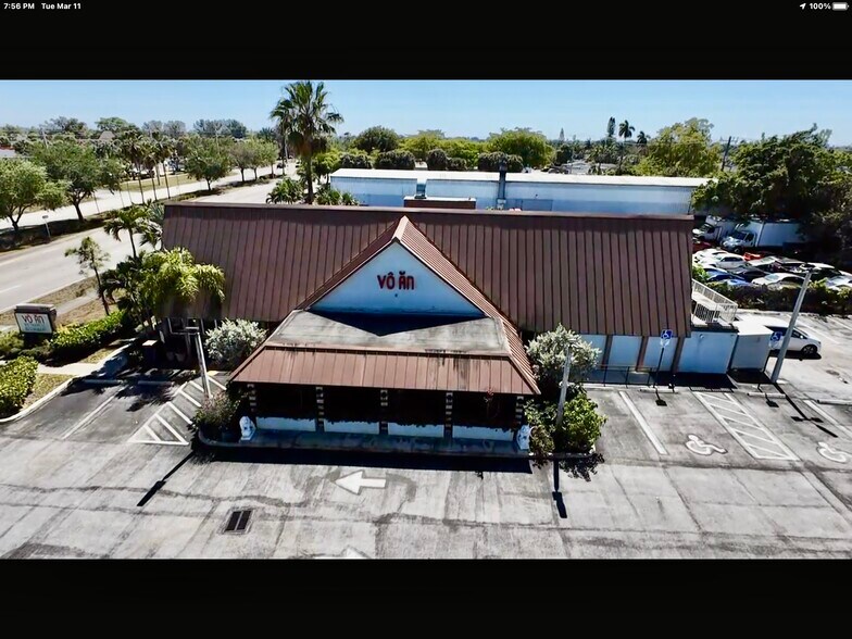 1821 N State Road 7, Margate, FL à vendre - Photo du bâtiment - Image 1 de 29