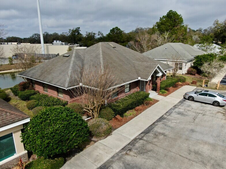 6272 Dupont Station Ct, Jacksonville, FL à vendre - Photo du bâtiment - Image 3 de 13