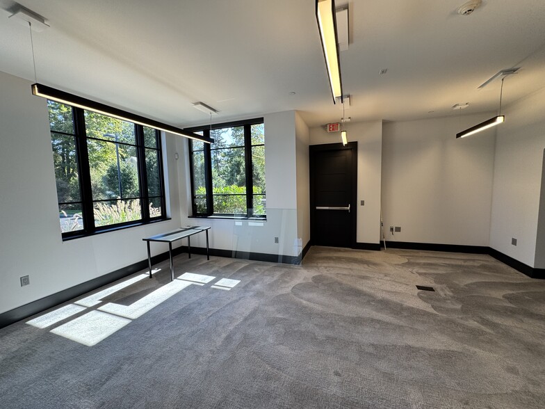 240 Paramus Rd, Ridgewood, NJ à louer - Photo intérieure - Image 3 de 5