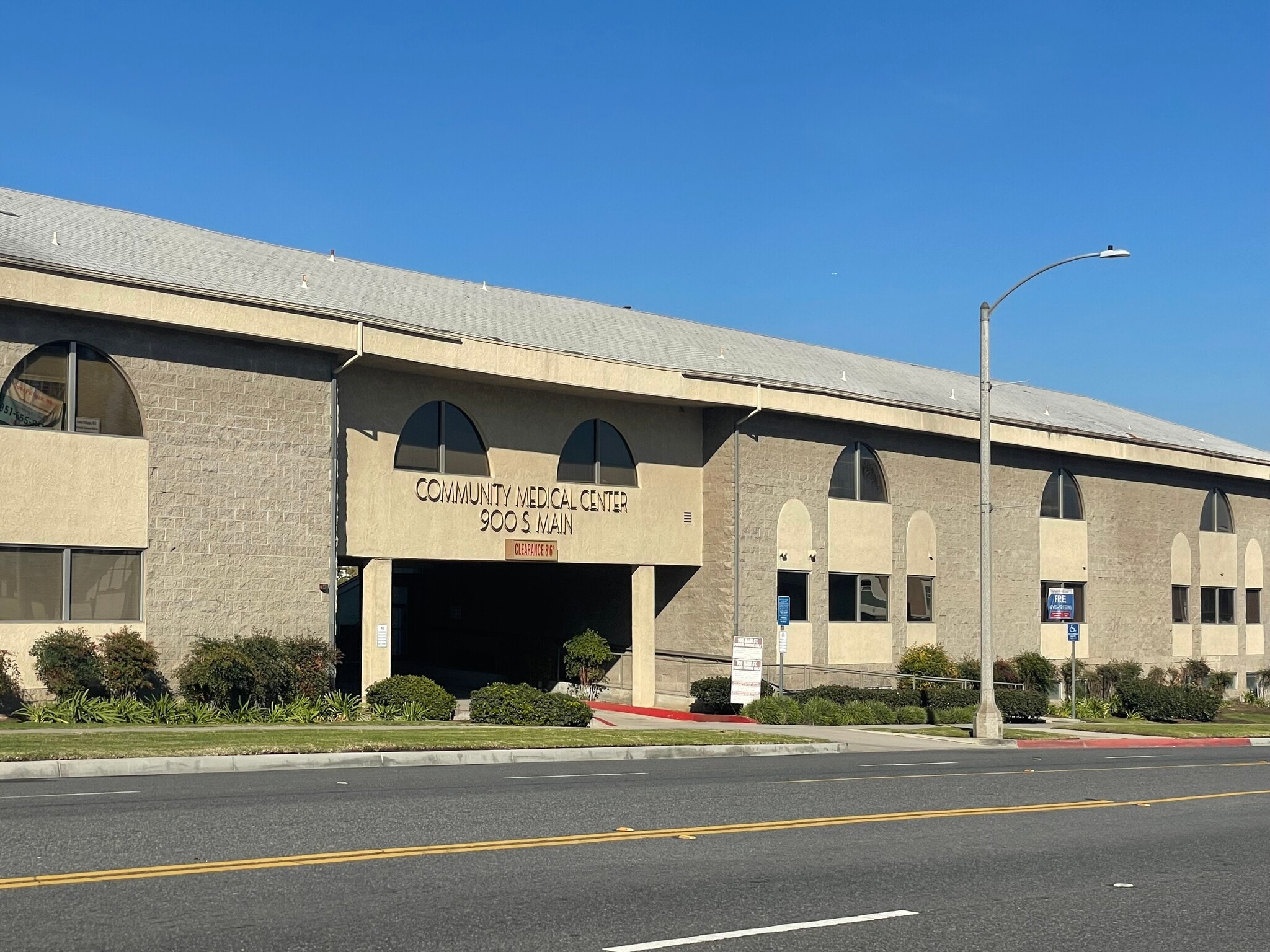 900 S Main St, Corona, CA for lease Primary Photo- Image 1 of 16