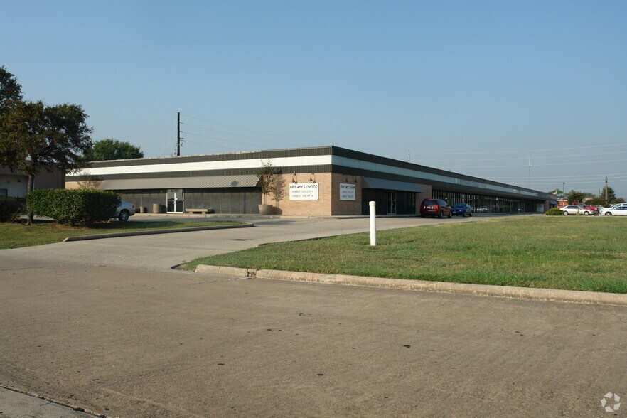 13645 Murphy Rd, Stafford, TX for lease - Building Photo - Image 2 of 4