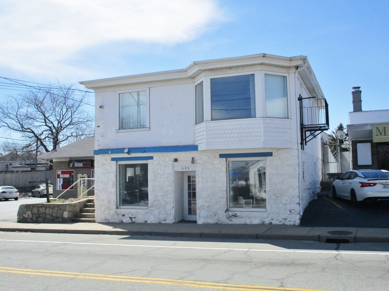 620 Killingly St, Johnston, RI for sale - Building Photo - Image 2 of 16