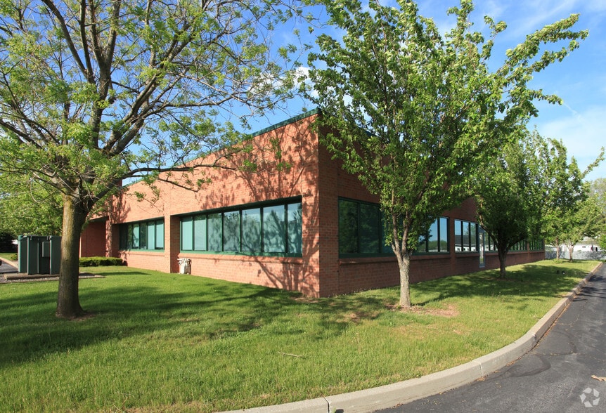 3300 Vickery Rd, Syracuse, NY for lease - Building Photo - Image 2 of 10