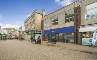 Plus de détails pour 13-13A Bank St, Newquay - Bureau à louer