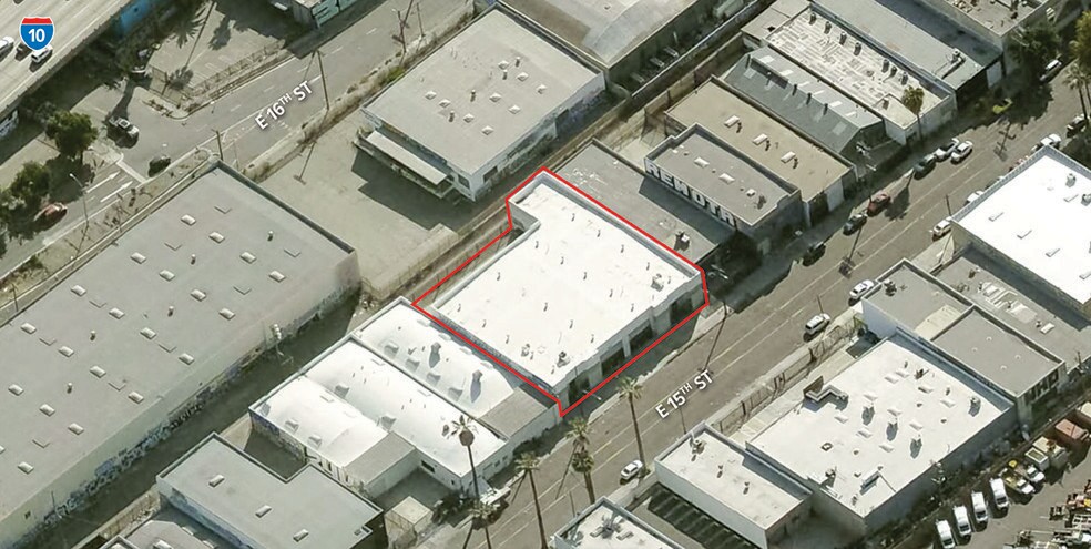 1372 E 15th St, Los Angeles, CA à vendre - Photo du bâtiment - Image 1 de 2