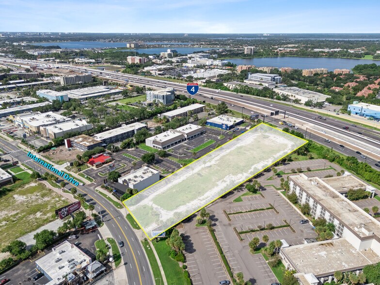 6631 International Dr, Orlando, FL à vendre - Photo du bâtiment - Image 2 de 9