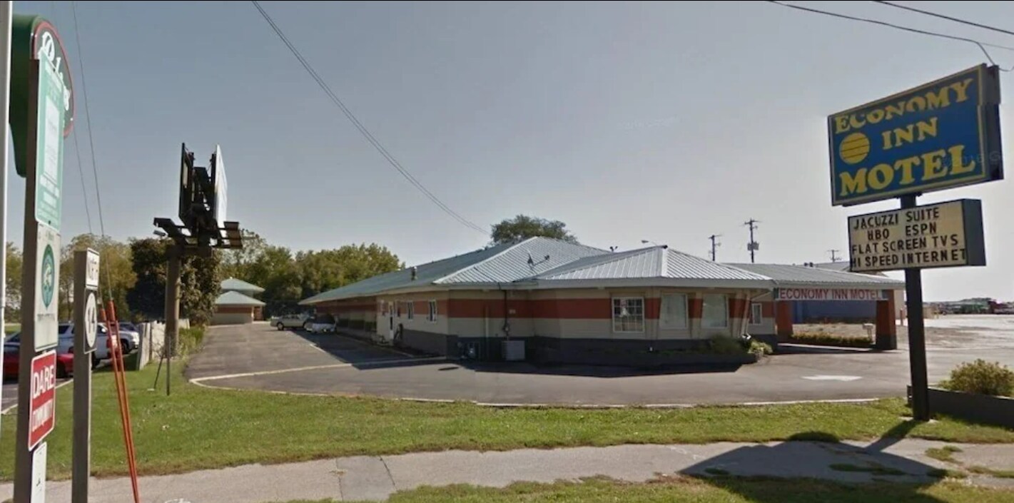 3108 S Center St, Marshalltown, IA à vendre Photo principale- Image 1 de 11