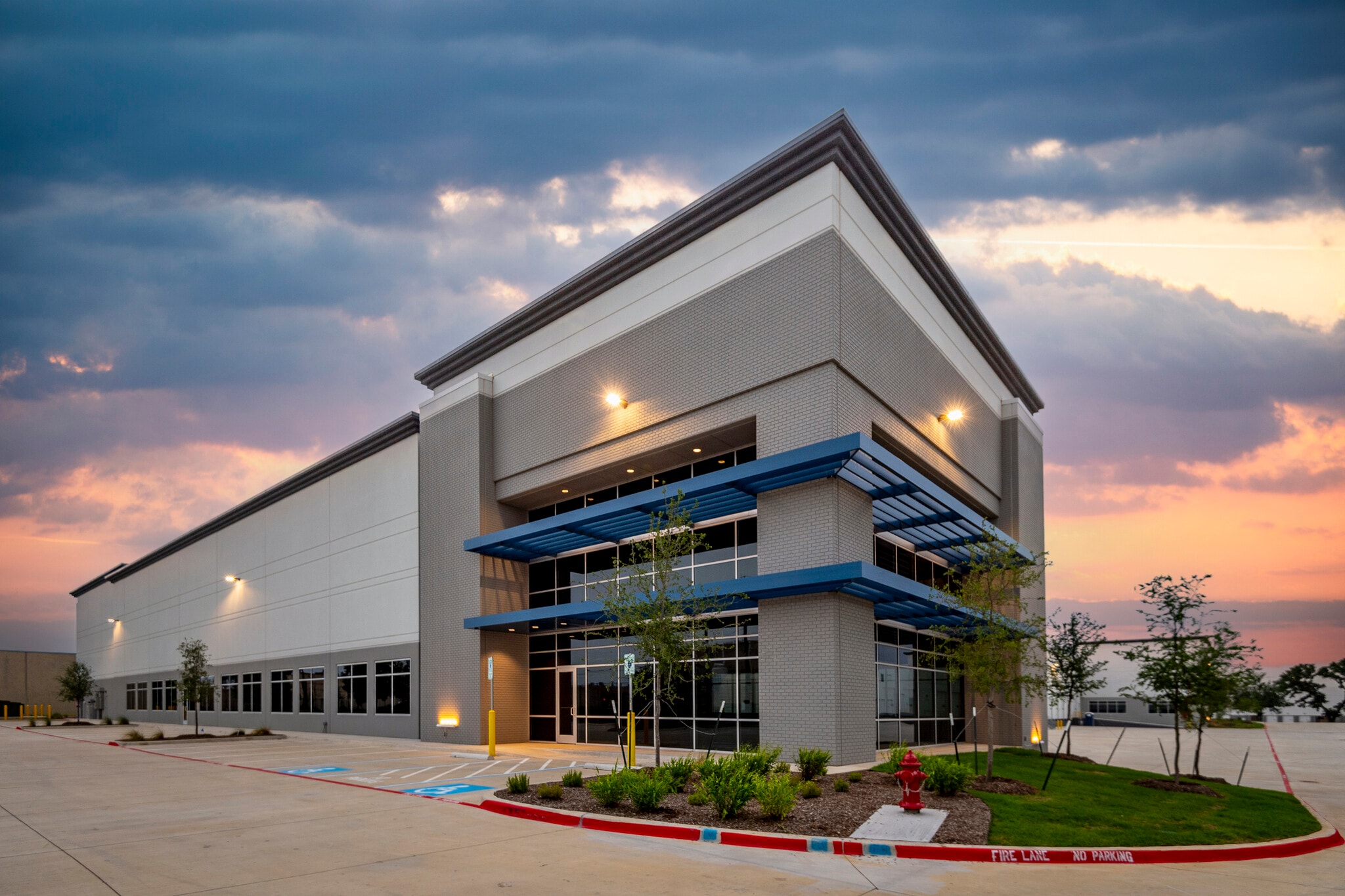 901 E Avenue K, Grand Prairie, TX for lease Building Photo- Image 1 of 10