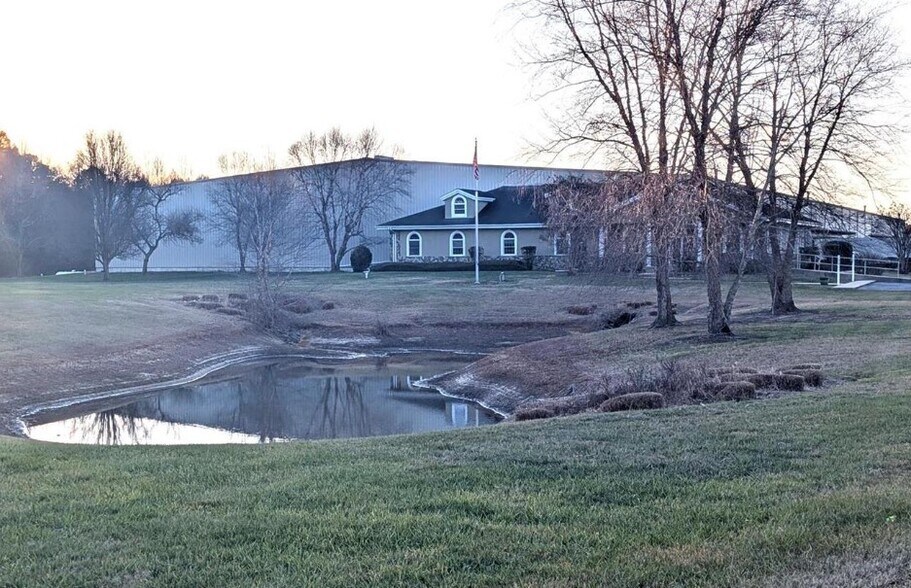 4400 E New Market Hurlock Rd, Hurlock, MD à vendre - Photo du bâtiment - Image 2 de 14