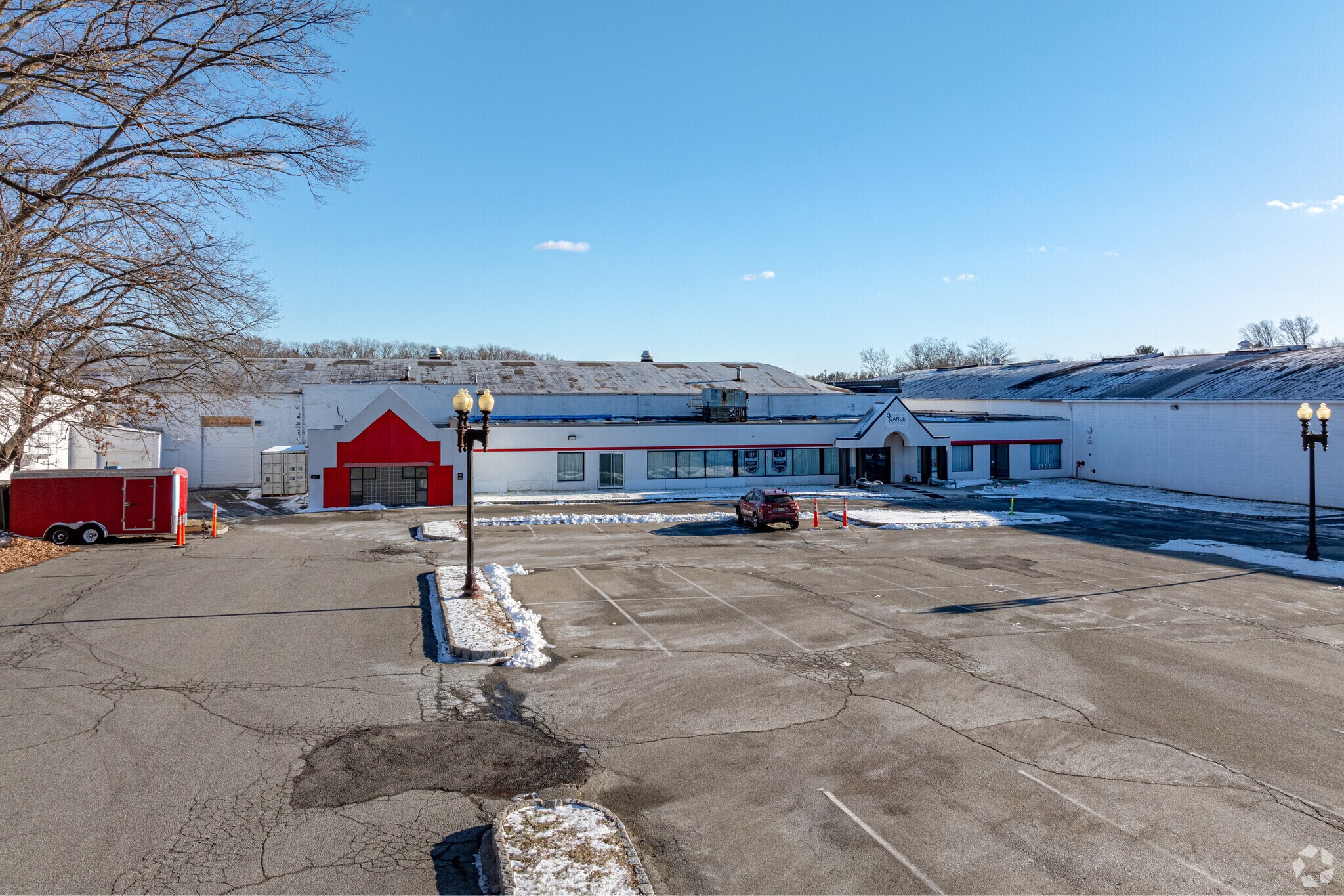 126-130 Ford Ave, Milltown, NJ à louer Photo principale- Image 1 de 13