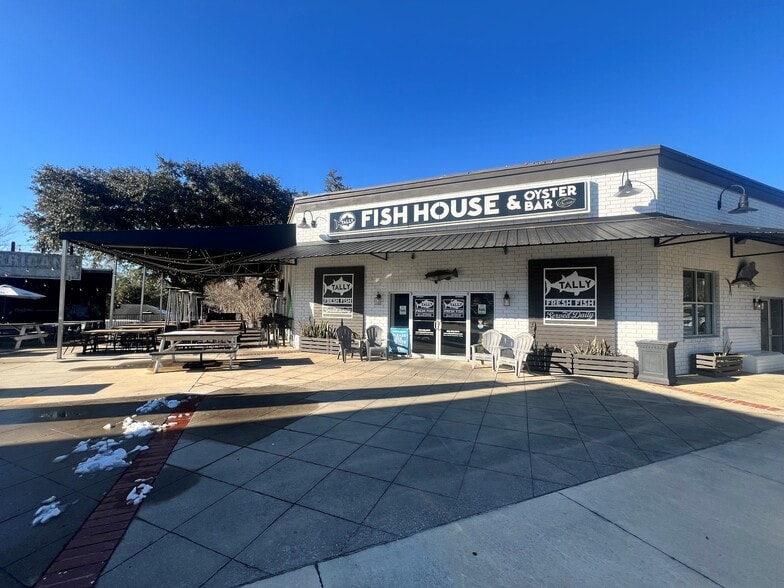 6800 Thomasville Rd, Tallahassee, FL for sale - Building Photo - Image 1 of 16