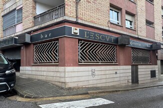 Plus de détails pour Multi-résidentiel à vendre