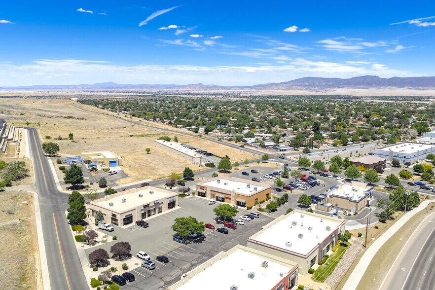 2517 N Great Western Dr, Prescott Valley, AZ à vendre - Photo du bâtiment - Image 2 de 45
