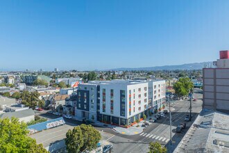 775 W Grand Ave, Oakland, CA - AERIAL  map view - Image1