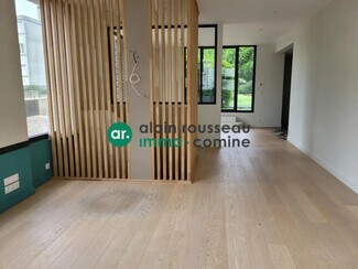 Plus de détails pour Bureau à vendre