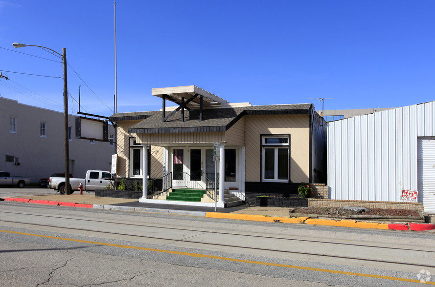 1828 Strand St, Galveston, TX for sale - Building Photo - Image 1 of 1