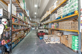 960-990 NW 10th Ave, Fort Lauderdale, FL for lease Interior Photo- Image 2 of 8