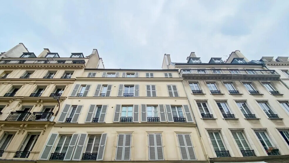 Bureau dans Paris à vendre - Photo du bâtiment - Image 3 de 6