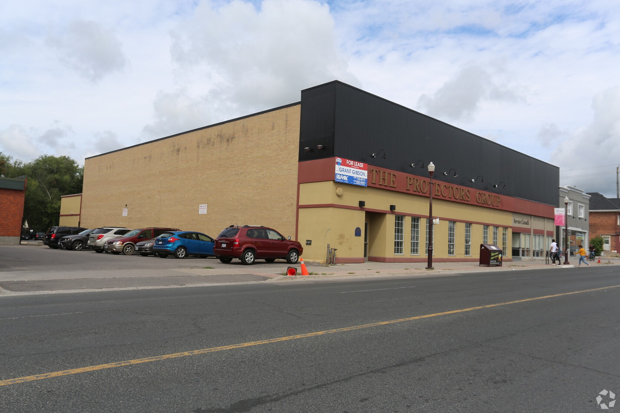 215-219 George St N, Peterborough, ON for sale Primary Photo- Image 1 of 1