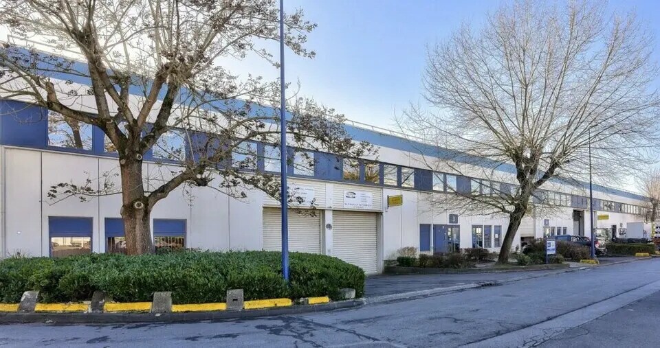 Flex dans Aulnay-sous-Bois à louer - Photo du bâtiment - Image 2 de 2