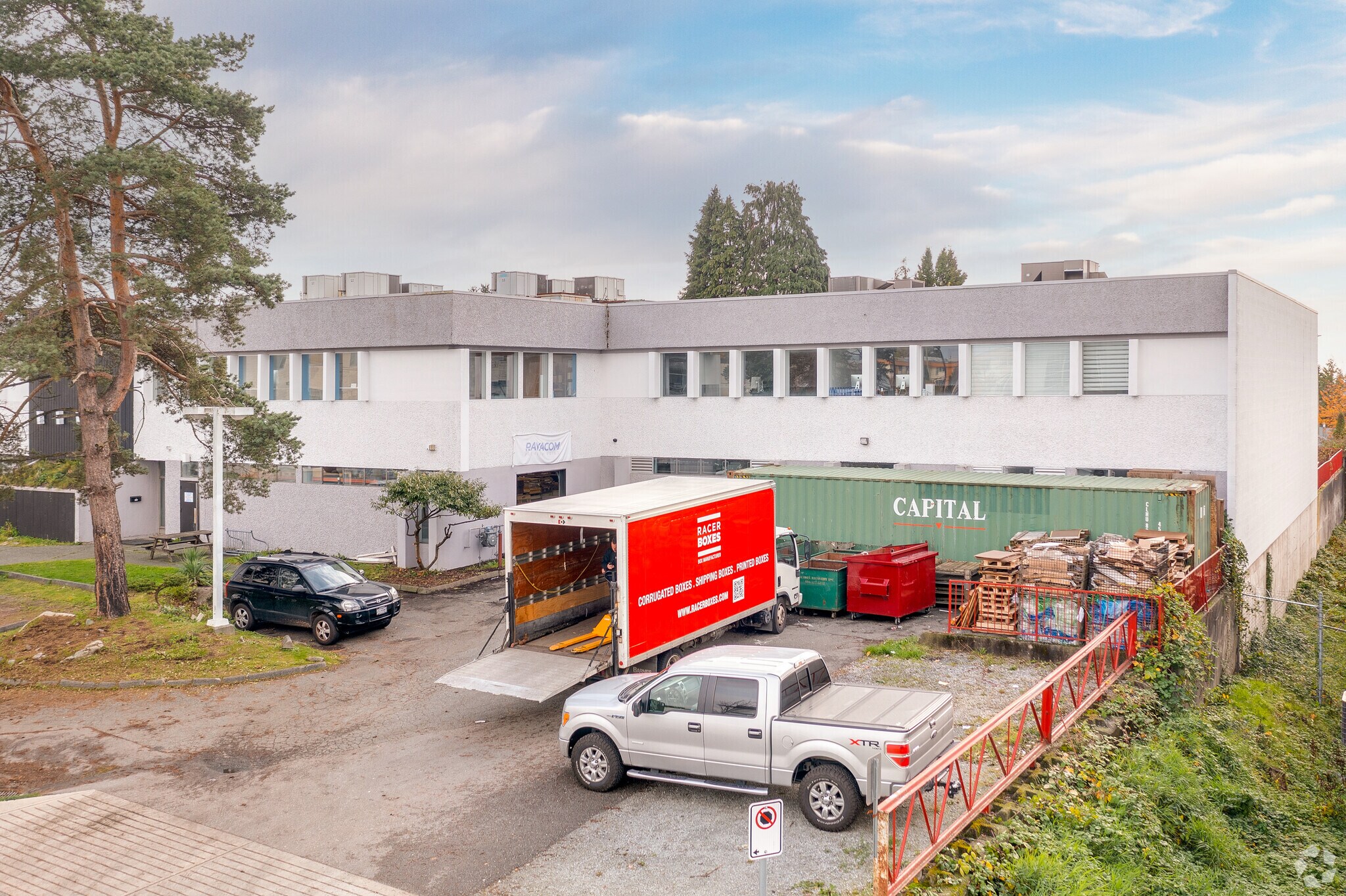 7060 Waltham Ave, Burnaby, BC for lease Primary Photo- Image 1 of 11