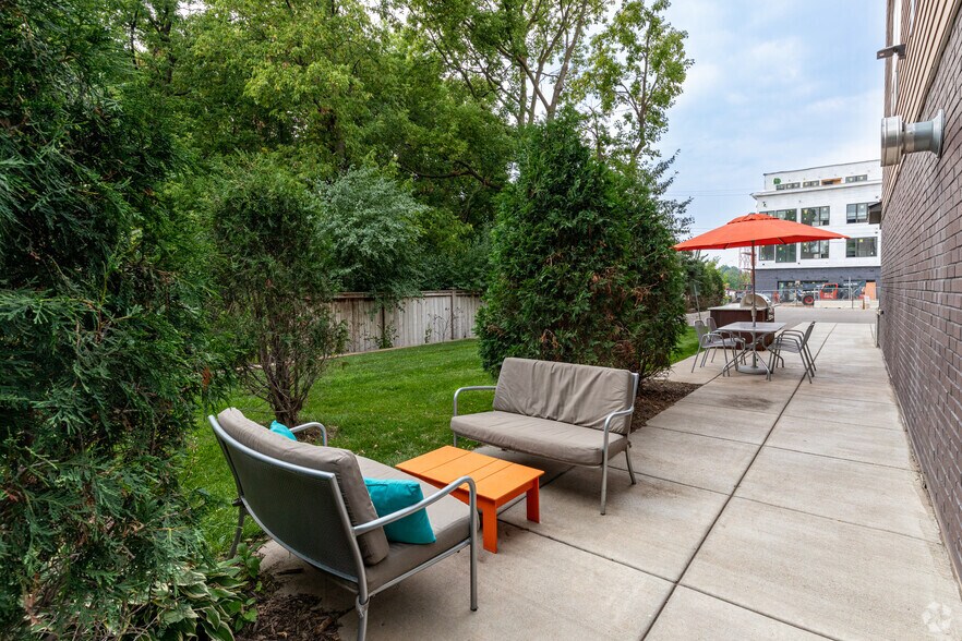 4101 W 31st St, Saint Louis Park, MN à vendre - Photo du bâtiment - Image 3 de 45