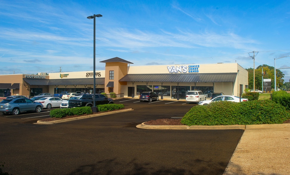 731 S Pear Orchard Rd, Ridgeland, MS à louer - Photo du bâtiment - Image 3 de 9