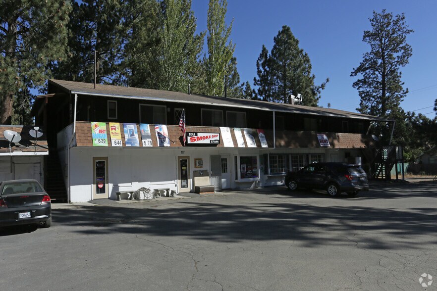 201-209 W Big Bear Blvd, Big Bear City, CA for lease - Building Photo - Image 3 of 6